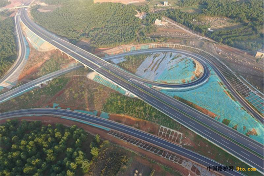 中交第三航务工程局有限公司云南宣曲高速公路建设纪实